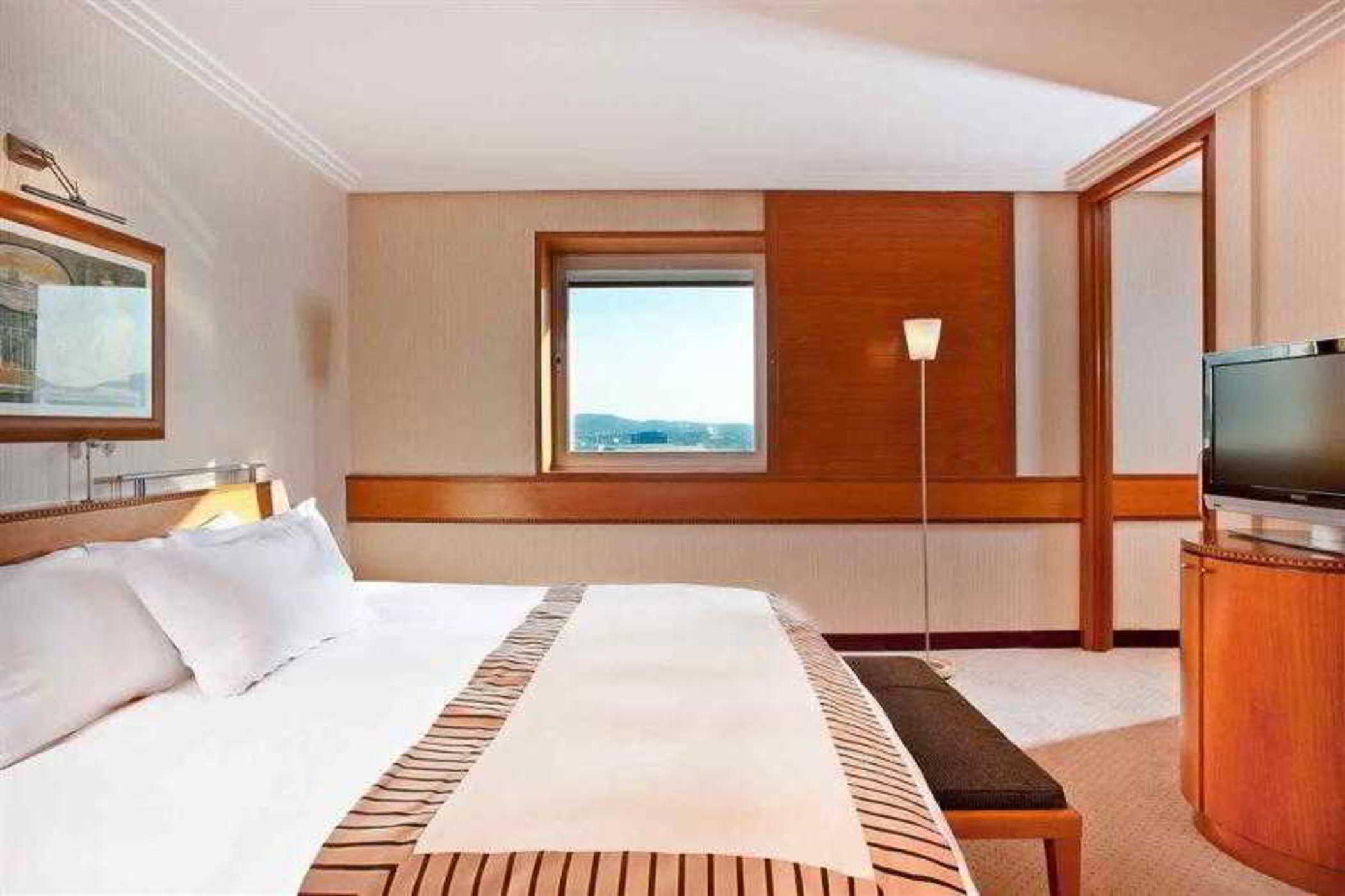 Sofitel Athens Airport Отель 5*