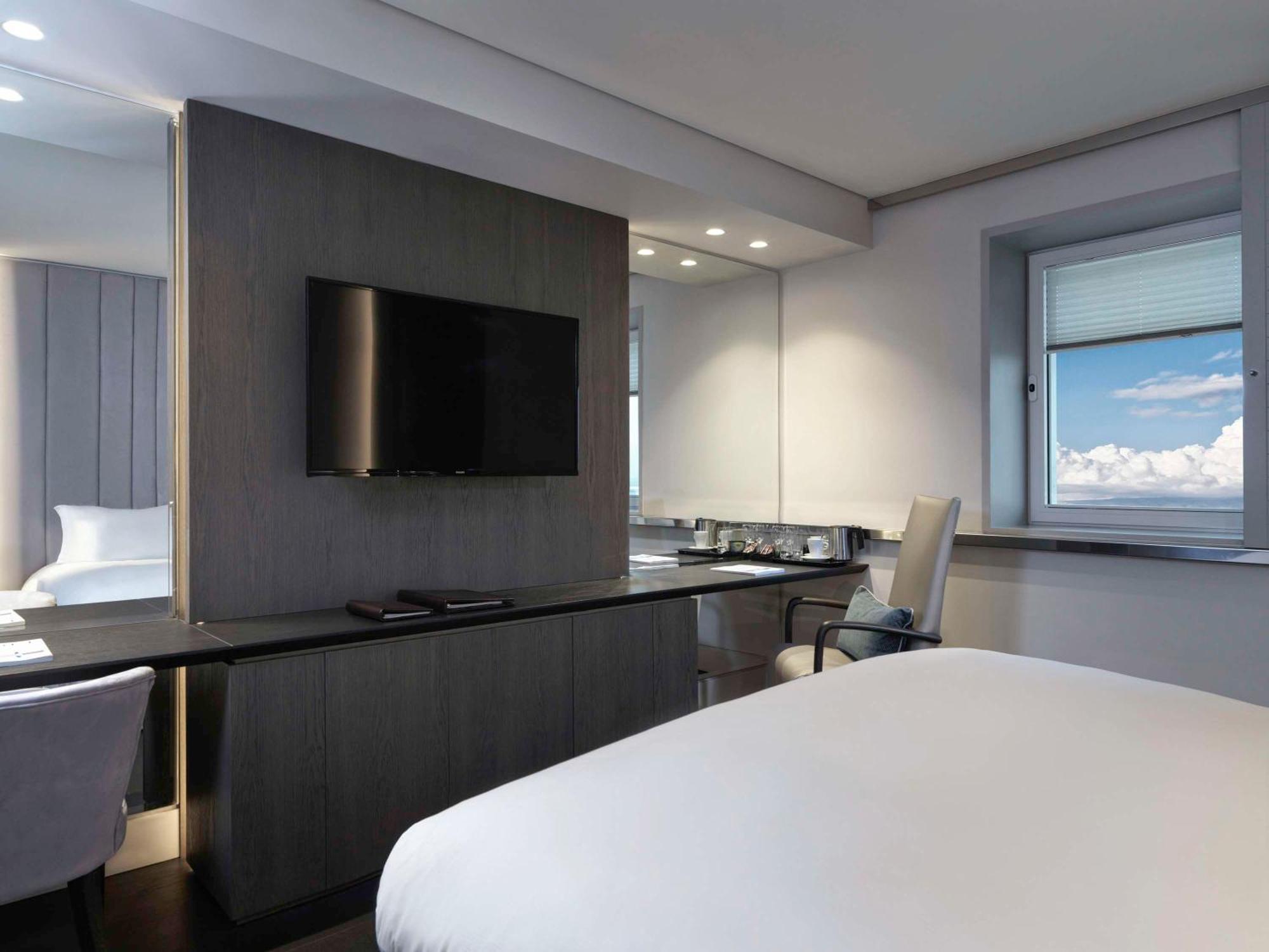 Hotel Sofitel Athens Airport 5*